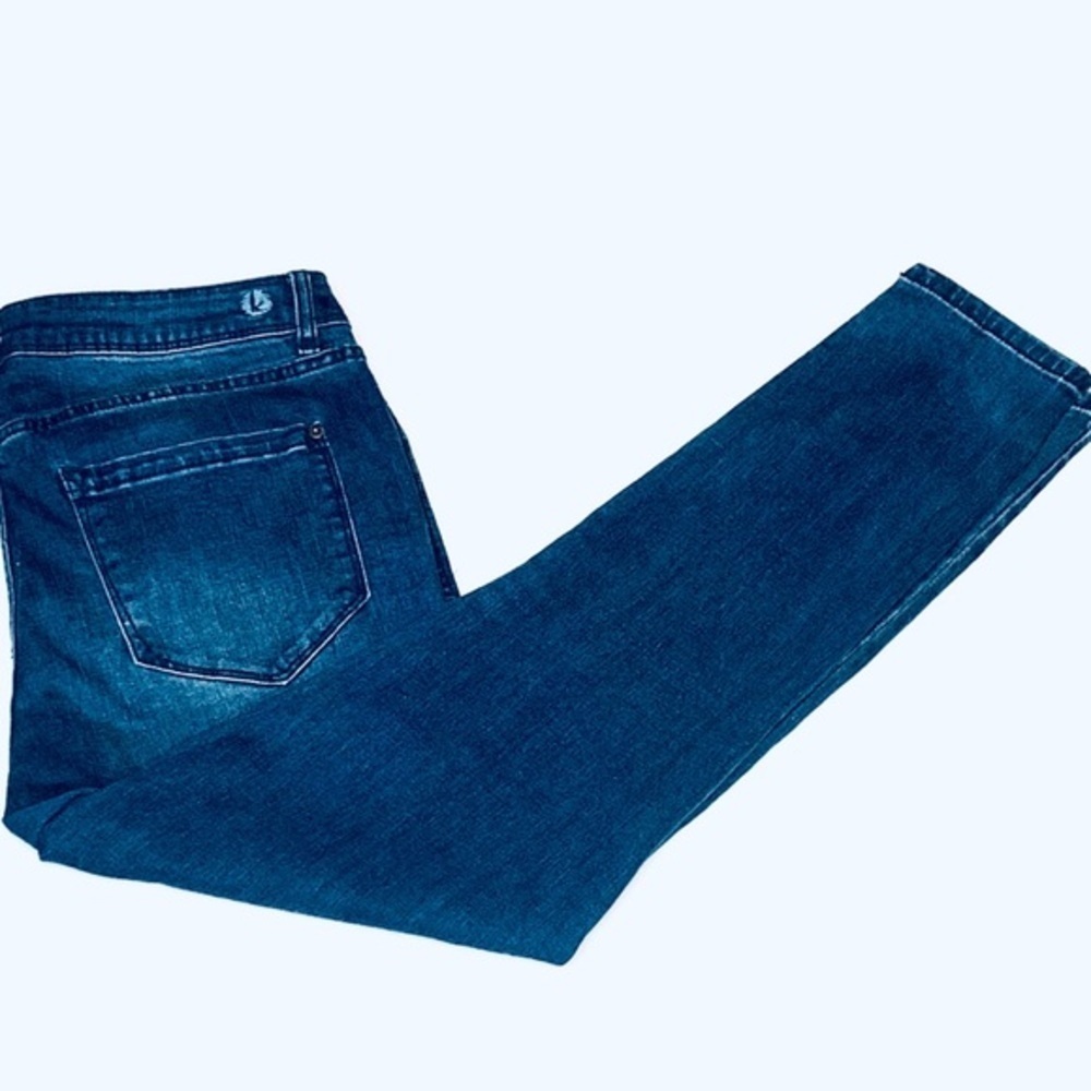 Kensie Skinny Embroidered Dark Wash Jeans-8 - Picture 5 of 9
